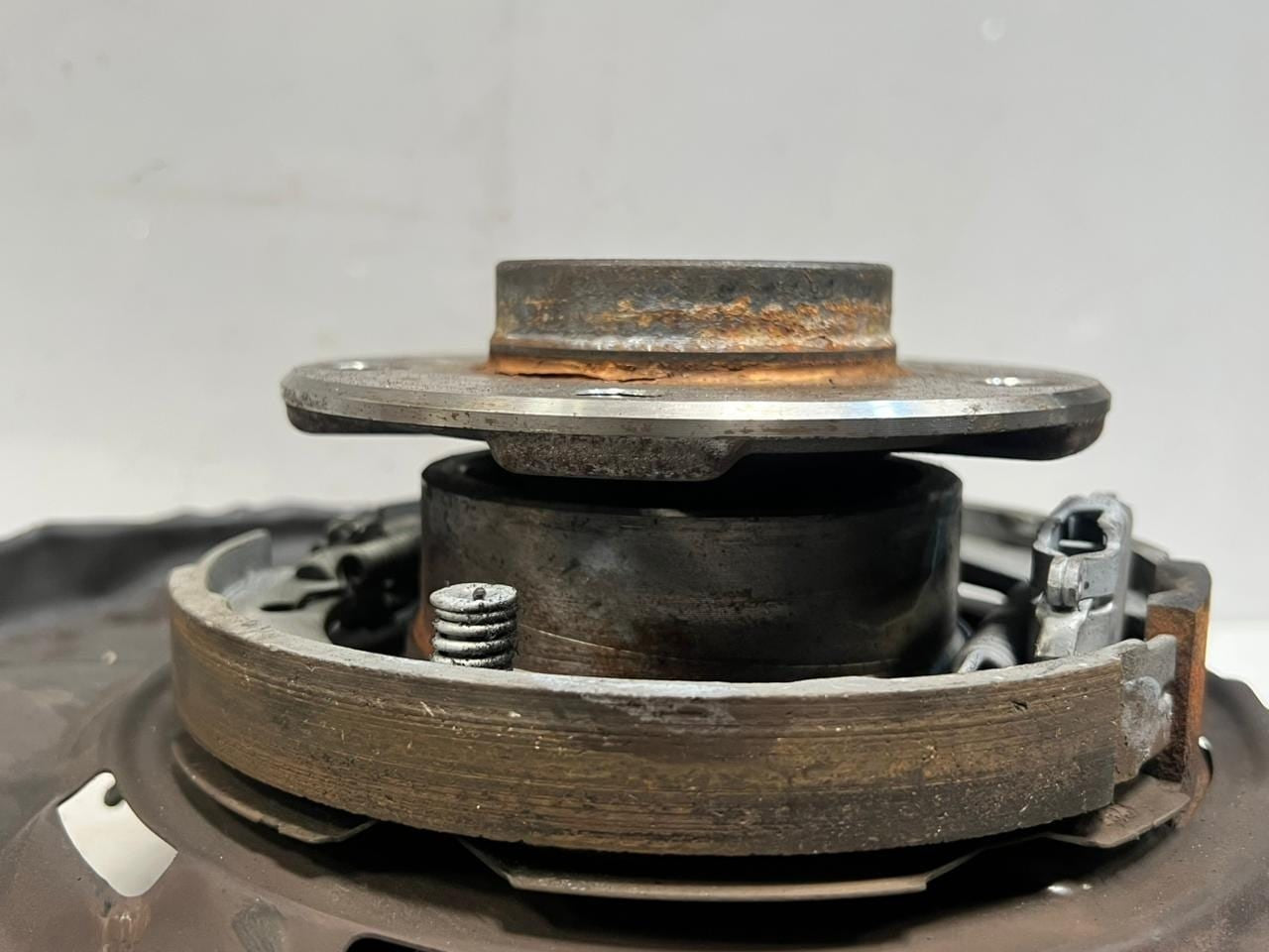 BMW 3 Series F30, F31, F35 Rear Wheel Hub Rear 6867262 OEM