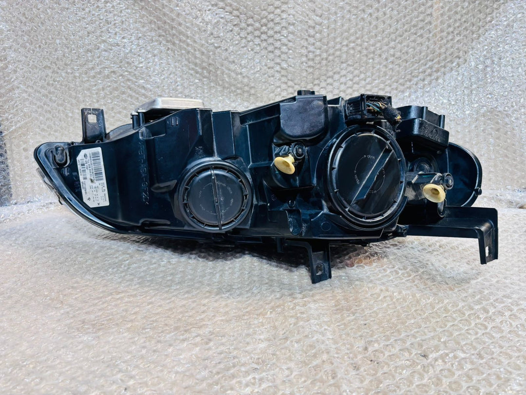 Bmw X6 E71 LHS Headlight Xenon 2010 to 2012 7271359 assymble used