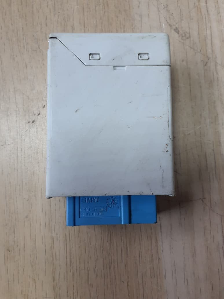 2018-2020 BMW 530e Fuel Pump Control Module 8699235 330e, and F30 3 Series 