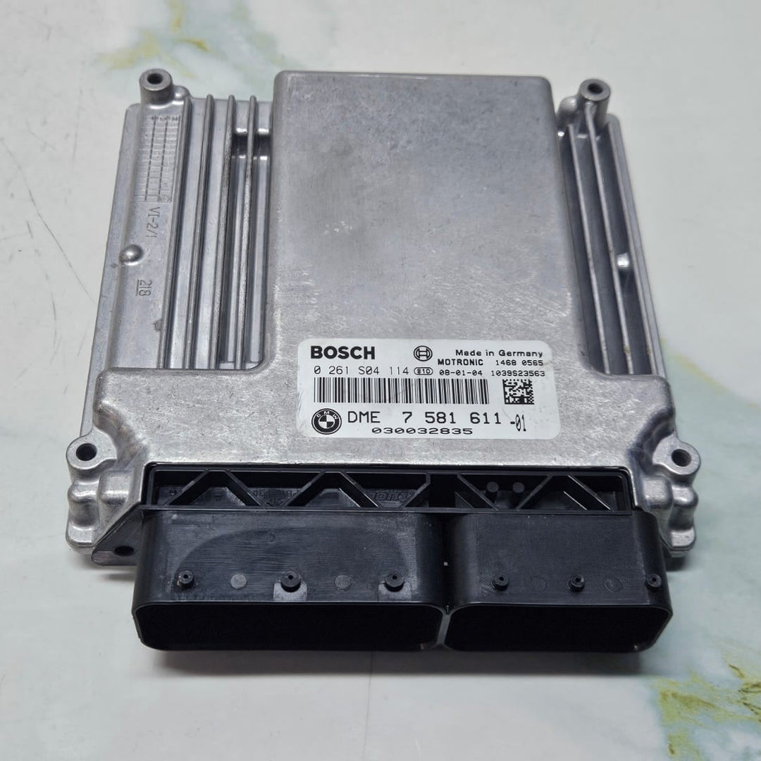 BMW E90 E60 320i N46N Engine Control Unit DME ECU SET 7581611 OEM