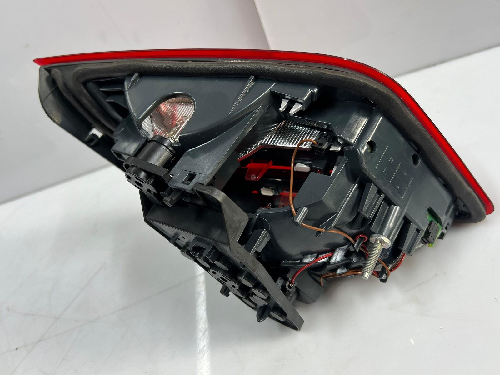 BMW Rear Light Trunk Lid BMW F10 LEFT 7306163 RIGHT 7306164