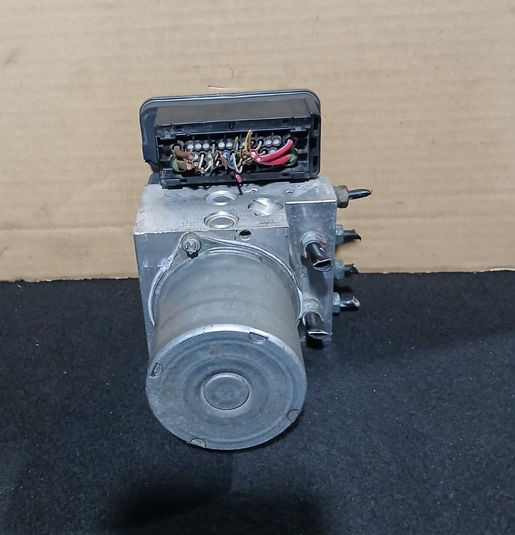 BMW X5 F15 ABS Anti Lock System Dynamic Stability Computer Brake Pump 6866244