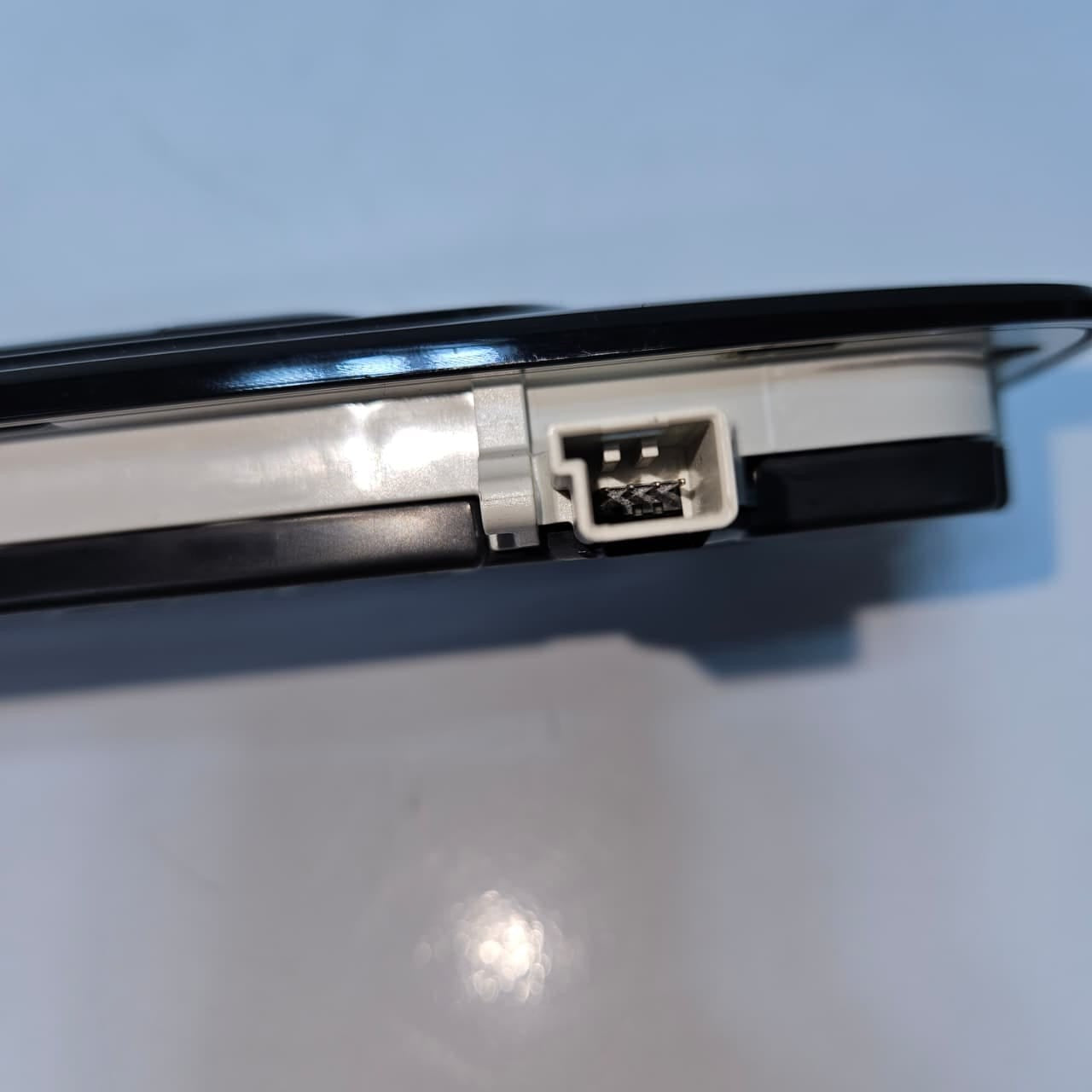 2017-2020 BMW 5 Series G30 X3 G01 530i Interior Reading Light 6848614