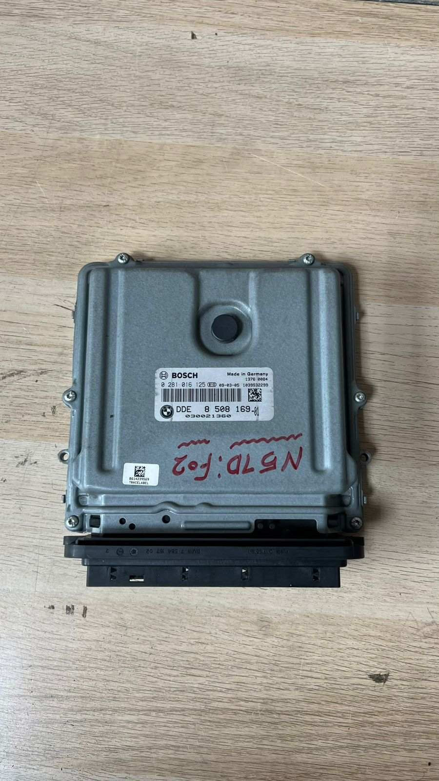 BMW Engine Control Unit 8508169 KIT WITH CAS F02 730LD N57, E90 320D