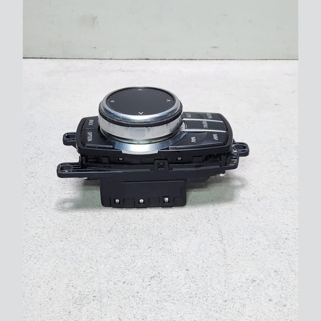 BMW F30, F32, F33 F80 Idrive Touch Controller Center Console 9866964 OEM