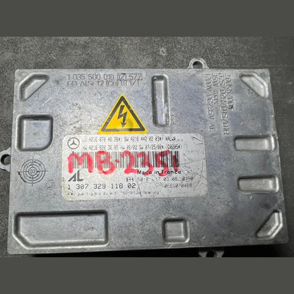 Mercedes Benz W221 Xenon Light Headlight Control Module Unit A216 8704826 OEM