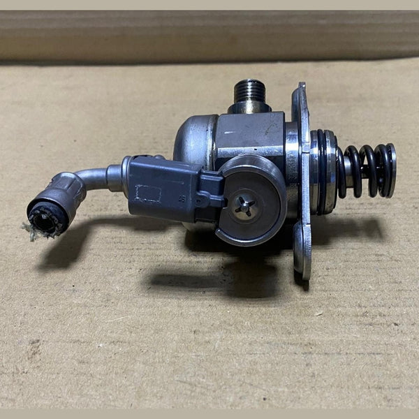 BMW High Pressure Fuel Pump 7607159 BMW 1 Series F20 116i 118i and 3 Series F30 
