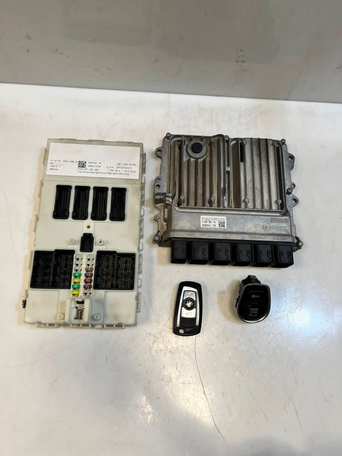 2015 BMW 3' F30 LCI B48 320i Engine Control Unit ECU SET DME+FEM+1KEY 8663562