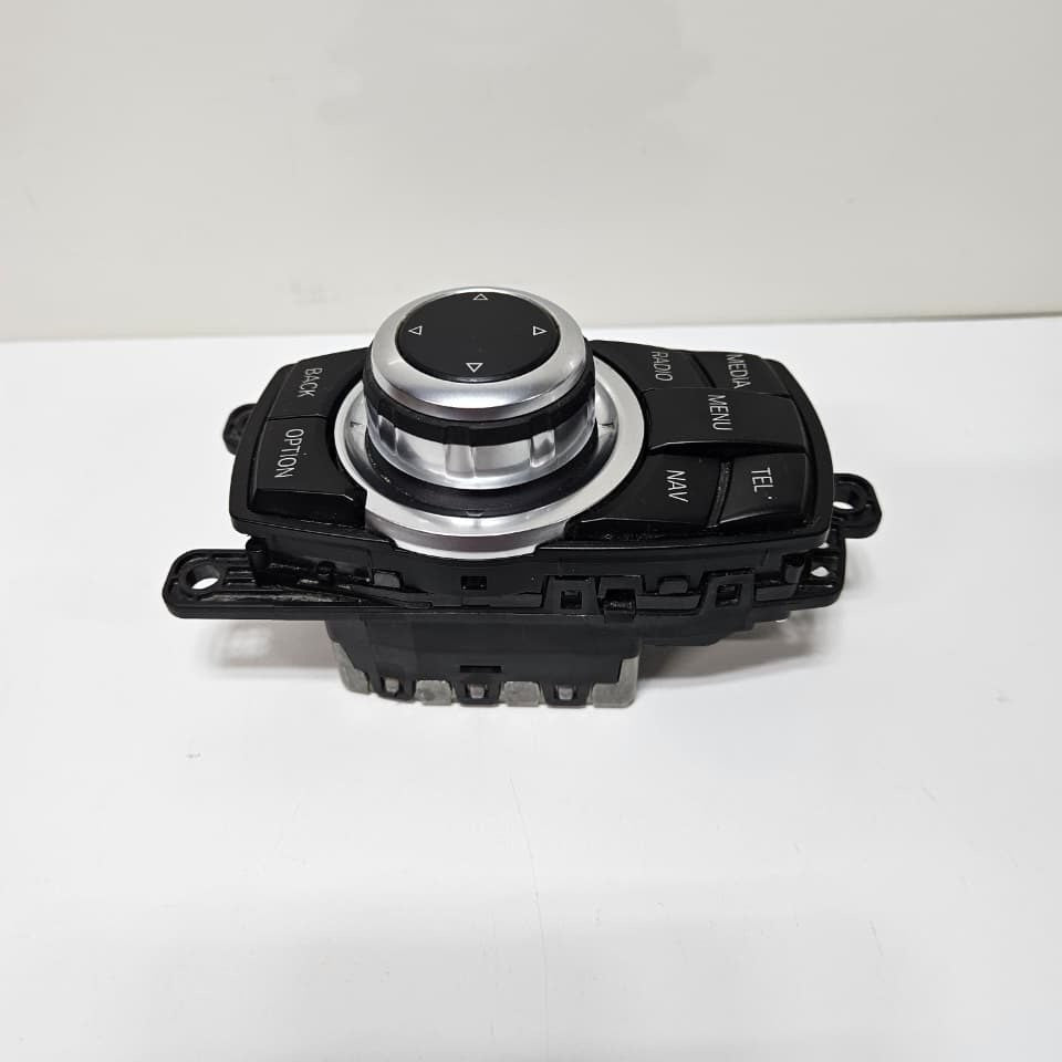 2009-2015 BMW 750i Idrive Controller Switch 9286699
