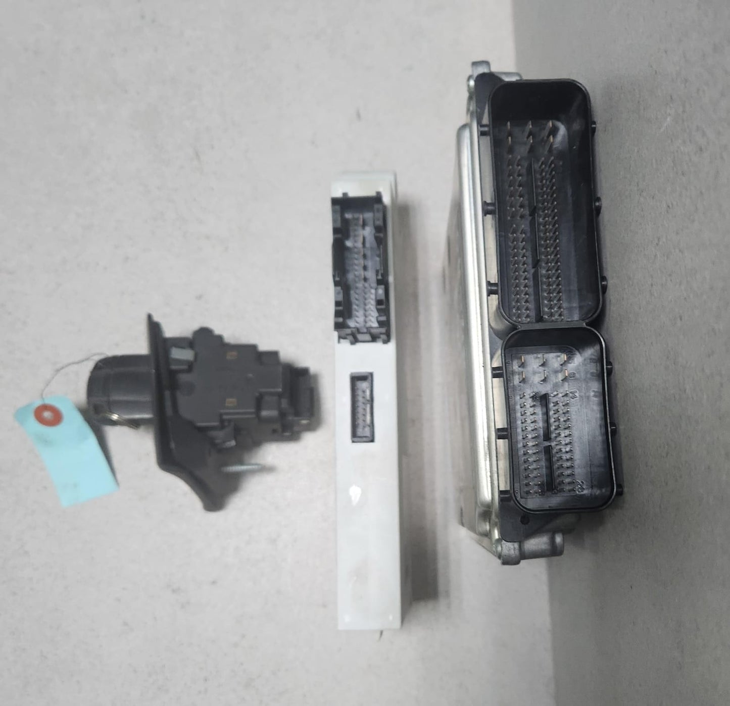 2005-12 BMW 120i Engine Control Module DME 7561834 3 Serie E87 E90 120i 320i N46