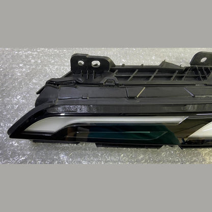 OEM 2023-2024 BMW 7 SERIES G70 LEFT DRL DAYTIME RUNNING LIGHT LED 9450079