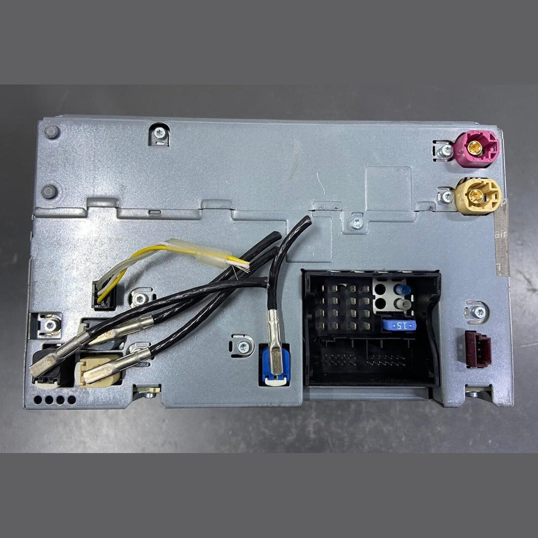 OEM BMW 5 SERIES F10 F30 NAVIGATION SYSTEM HEAD UNIT AM, FM, CD-9289215 ALPINE