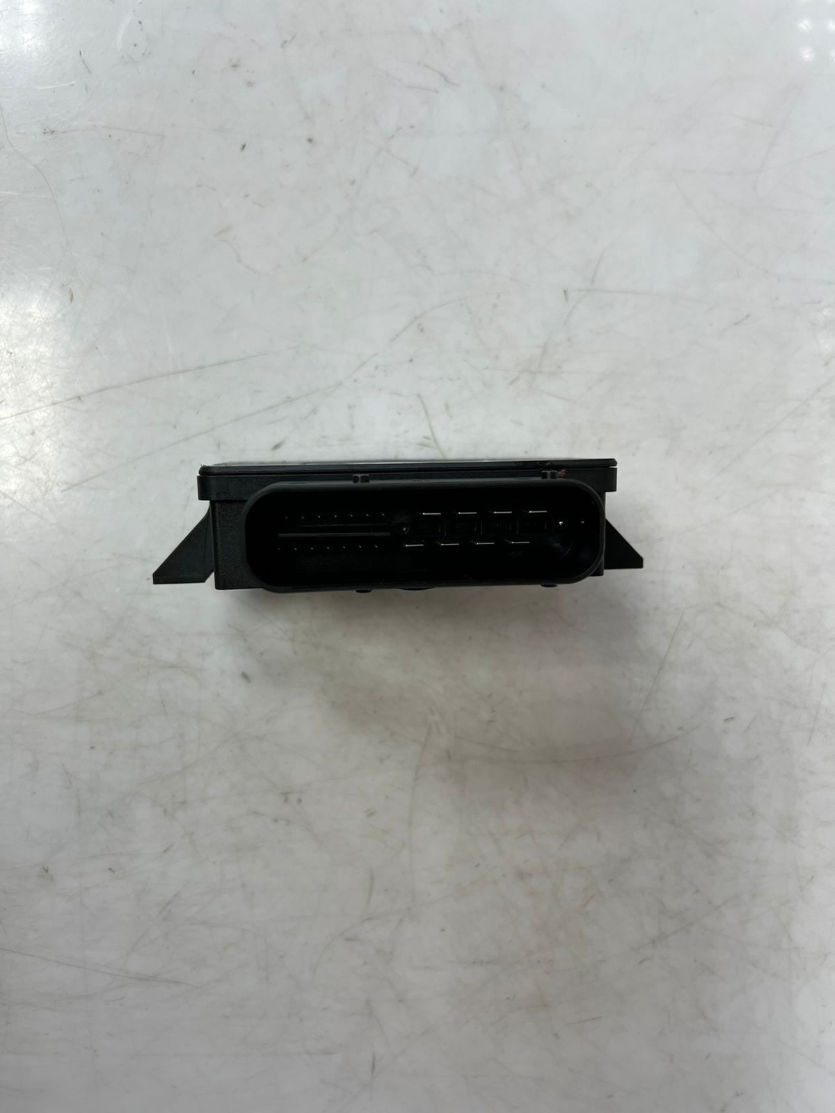 2011-2015 BMW F10 5' F25 535i 550i 650i Parking Brake Control Module 6858017 OEM
