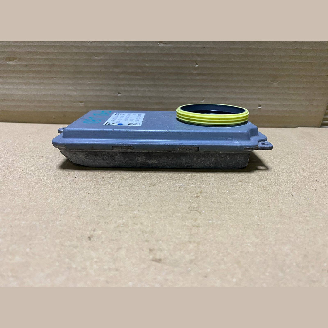 2012-2015 BMW 740i Led Headlight Control Module 7363868, F01 F02 F03