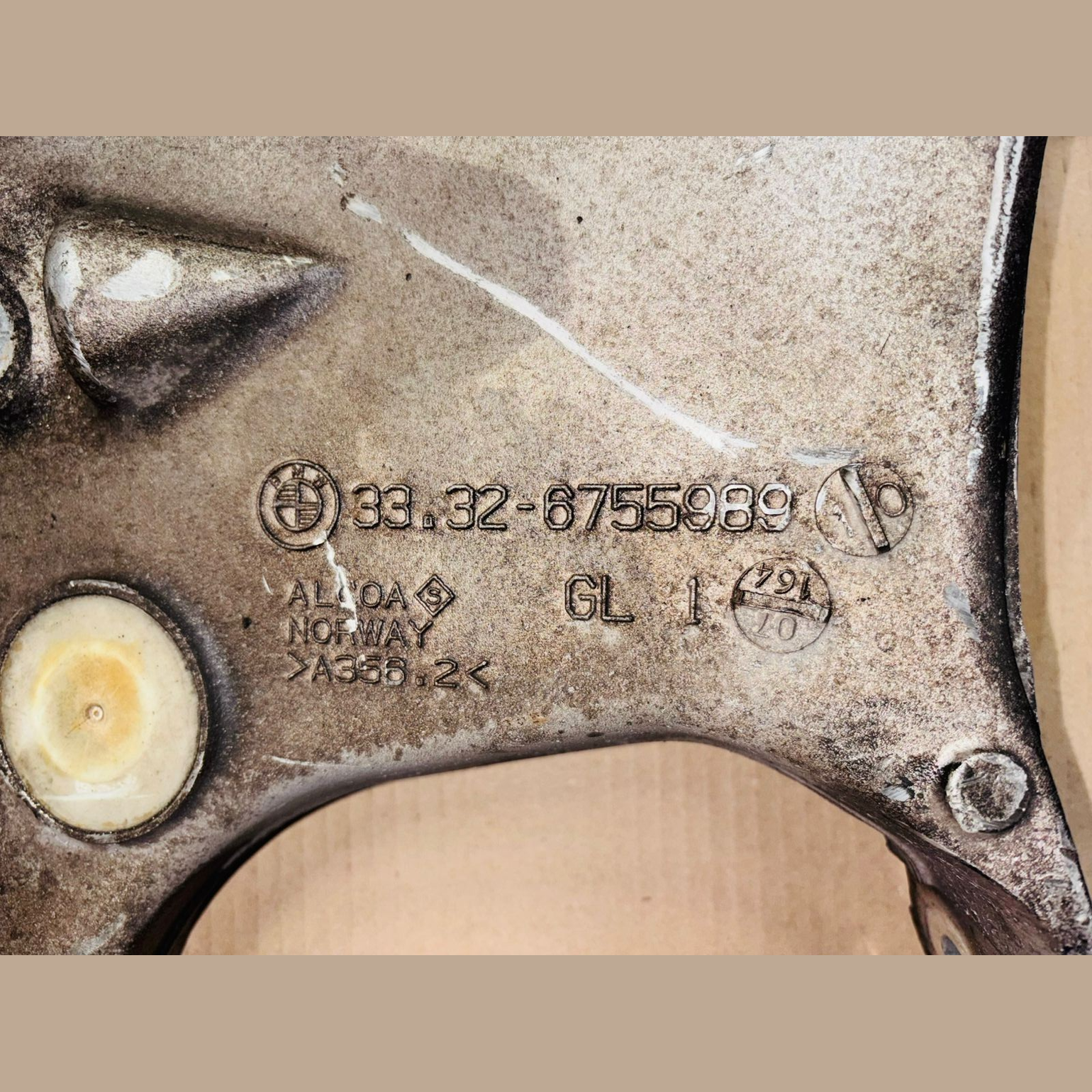 BMW E60 2007  SMG REAR LEFT CONTROL ARM - 6755989
