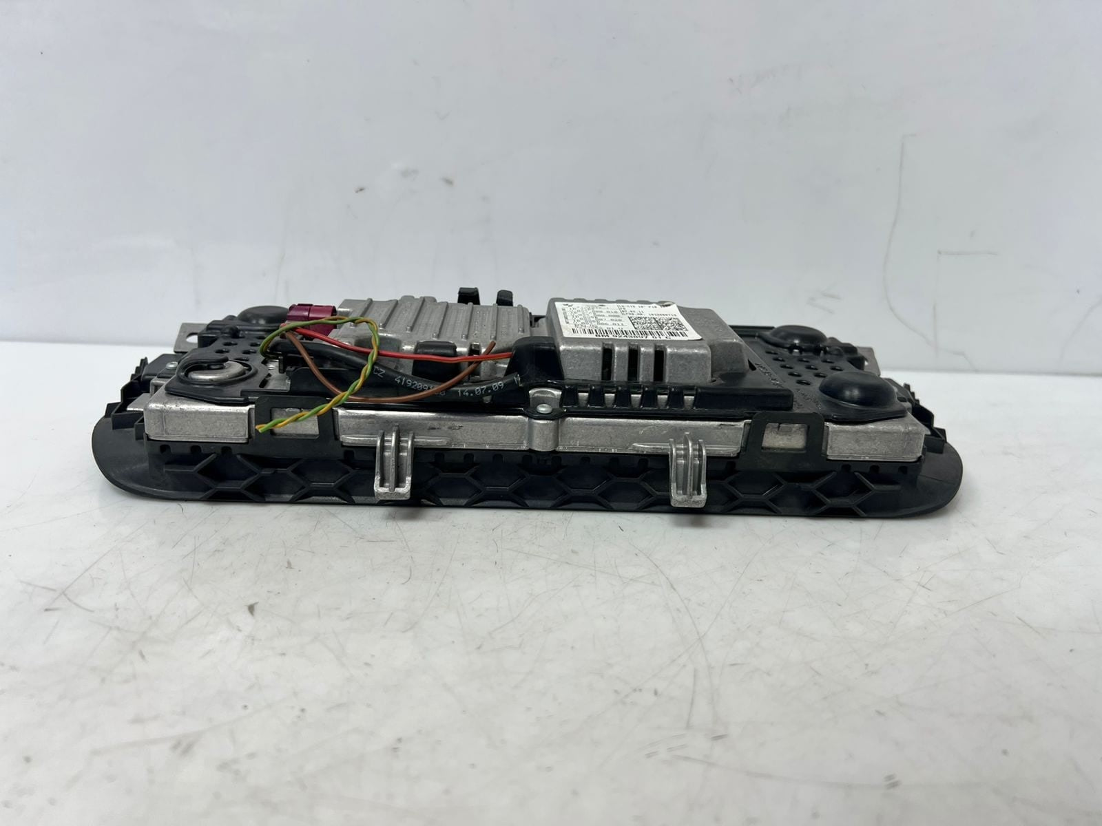 2011 BMW 535i 5 Series F10 10" Central Information Display Screen 9243897 OEM