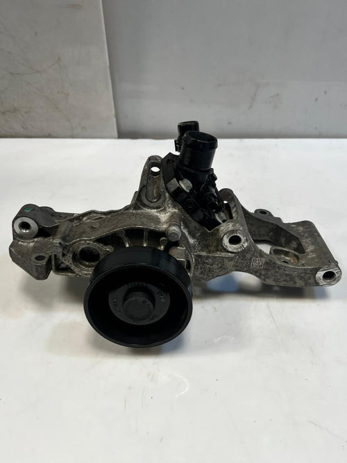 Mini Cooper F55 F56 F57 F45 F46 Coolant Water Pump Support Bracket 2381337