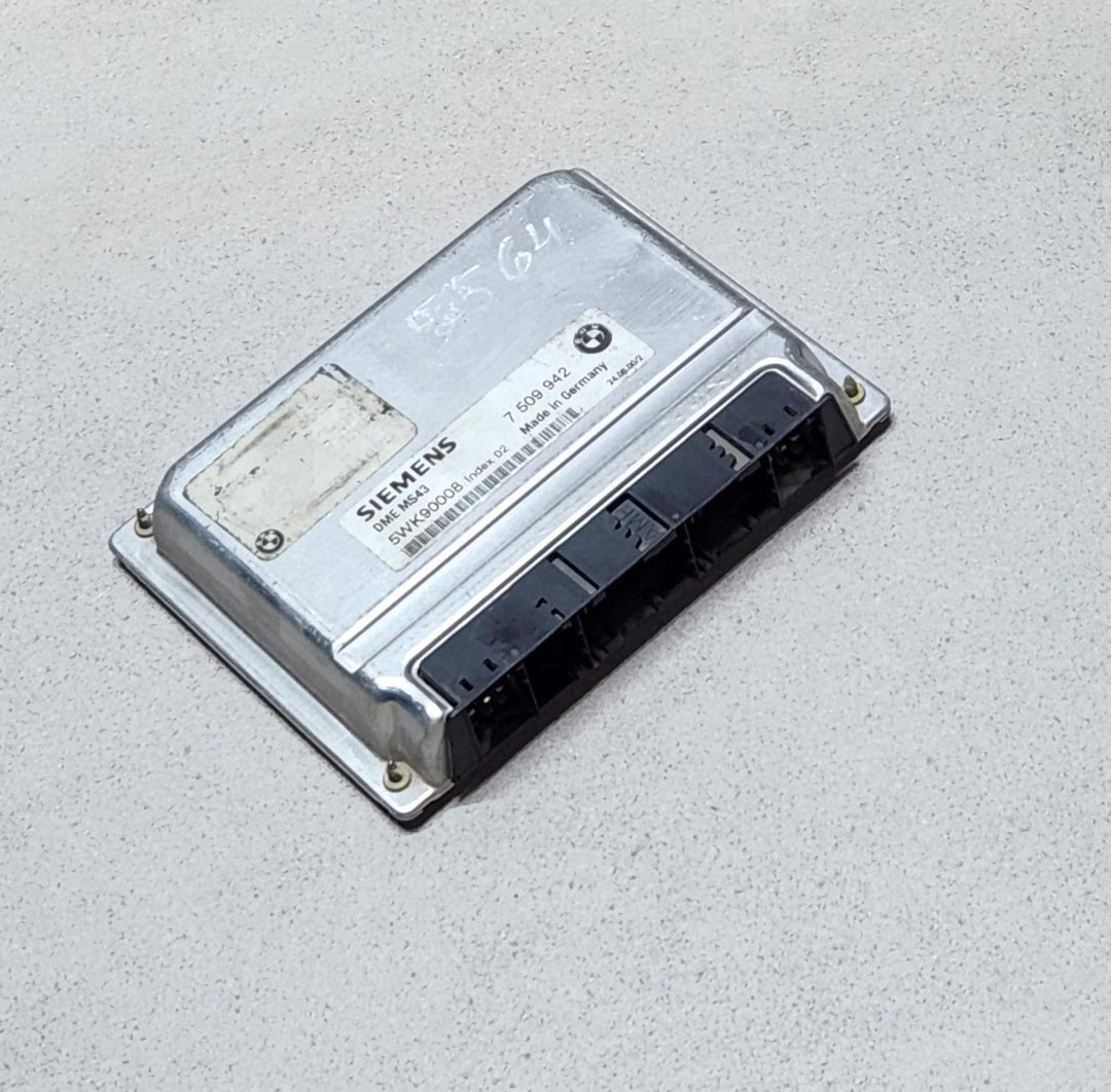 2001-2005 BMW 325i Engine Control Unit 7509942 5 Series E39