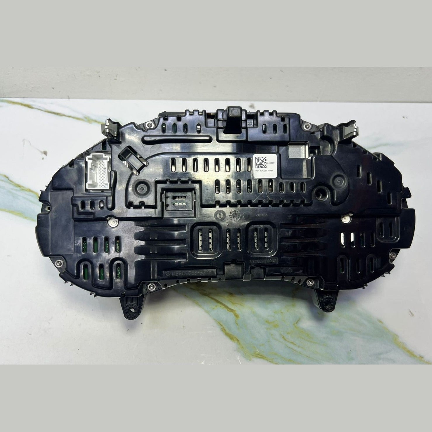14-20 Mercedes-Benz W253 GLC Instrument Cluster Speedometer A253 9005902 OEM