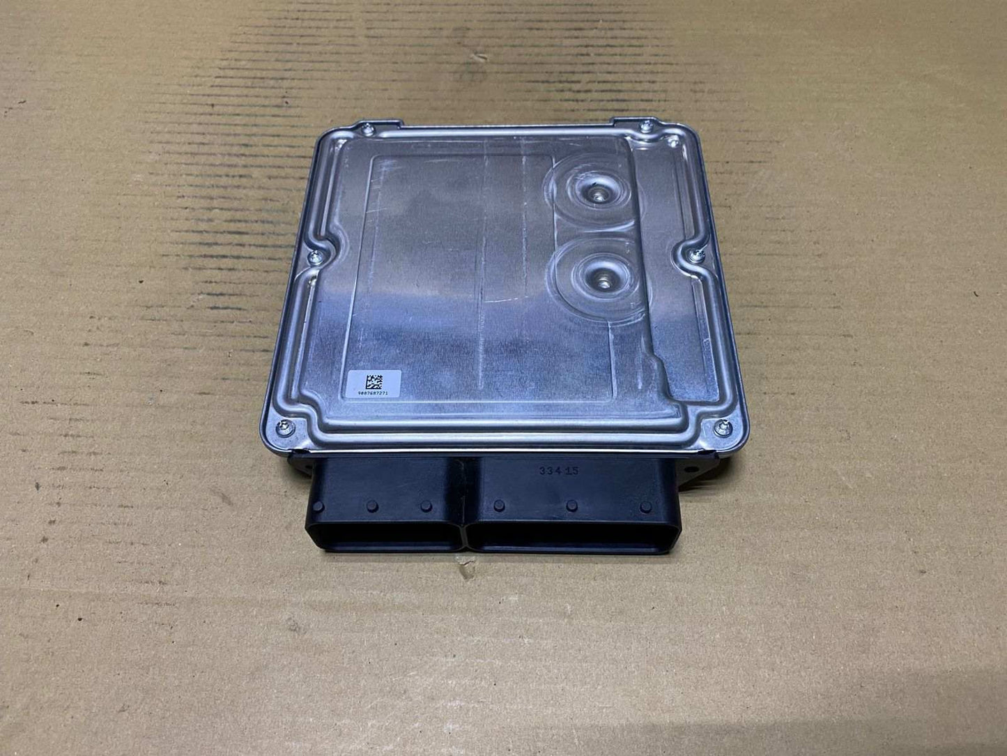 2014-2018 BMW X5 F15 F30 330d F32 430d F34 diesel Engine Control Unit 8585380 