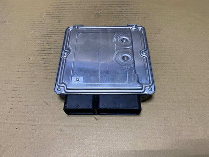 2014-2018 BMW X5 F15 F30 330d F32 430d F34 diesel Engine Control Unit 8585380 