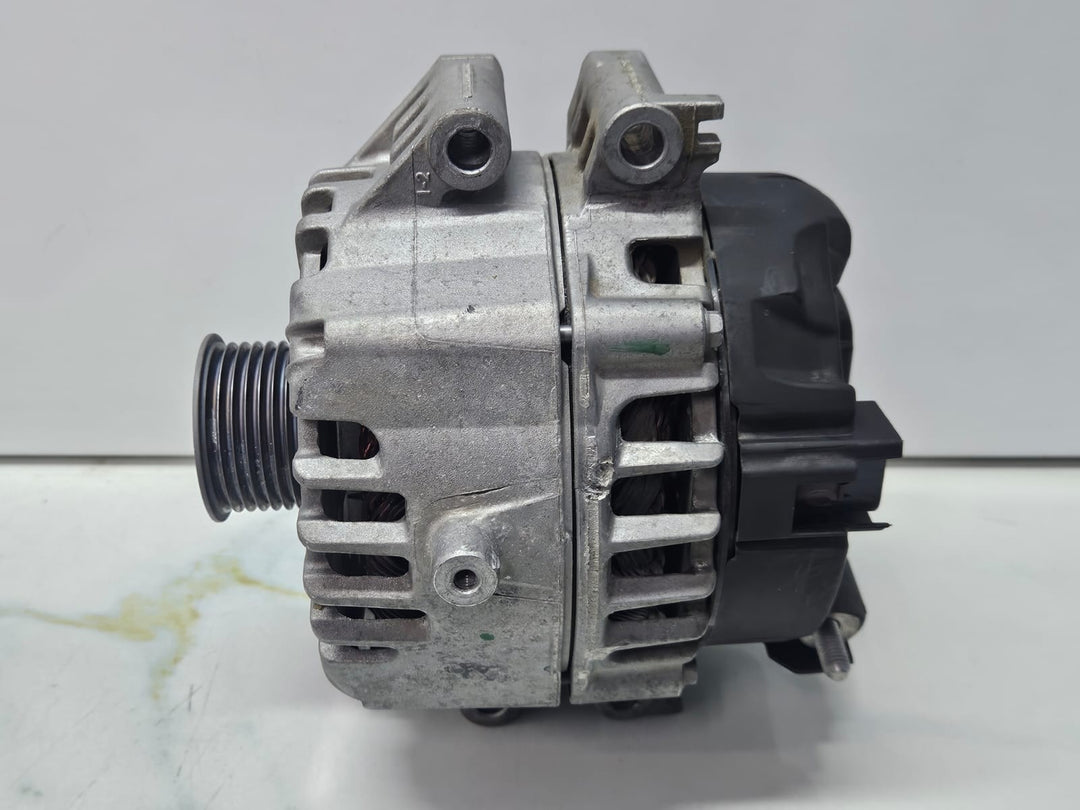 2016-2019 BMW 750i X5, M850i, M550i G14 N63 Engine Alternator Generator 8611280