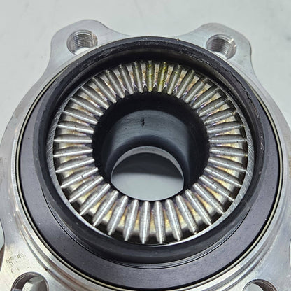 OEM BMW G20, G21, G30, G31, G38, G01 Wheel Hub With Bearing 6871193