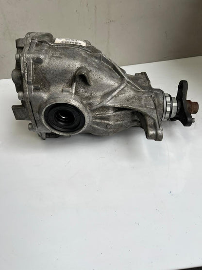 BMW 5 Series F10 F11 520d 525d 7 Series F02 Rear Differential 7584450 2.93 Ratio