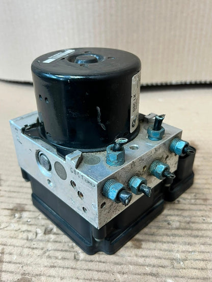 2012-2013 BMW 1' F30 F20 F21 320i ABS Hydraulic Block Control Pump 6860730 OEM