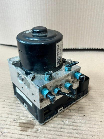 2017 BMW X3 F25 X4 F26 ABS DSC Pump Control Module 6881322 OEM