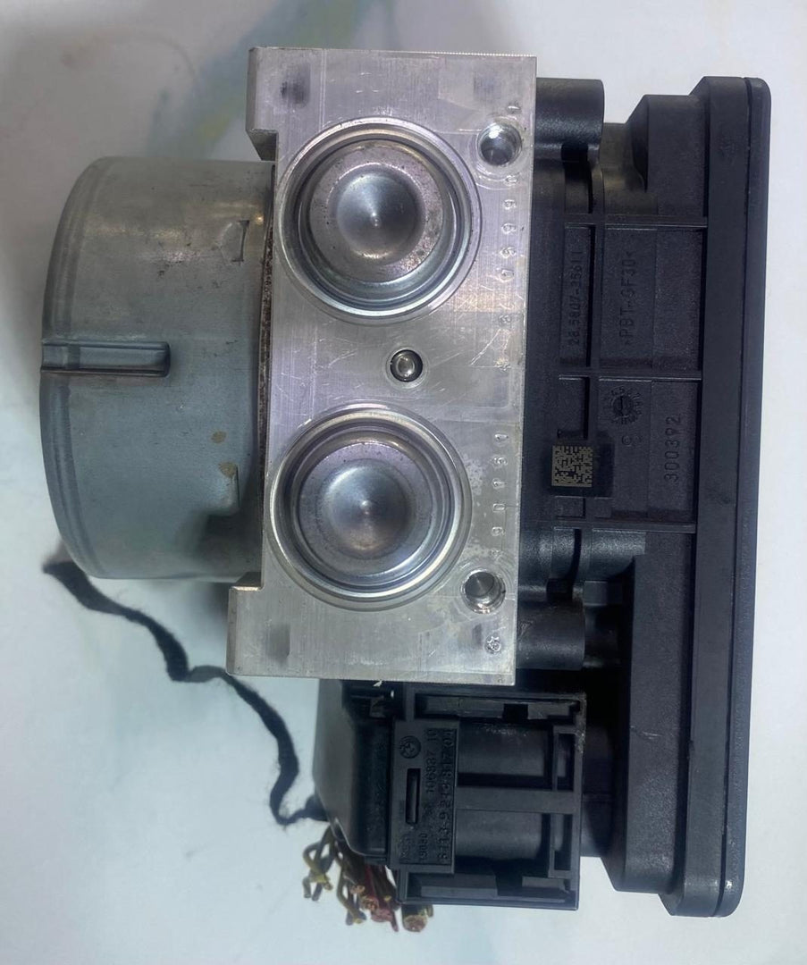 2014 BMW 428i xDrive Abs Pump Control Unit Module 6868319