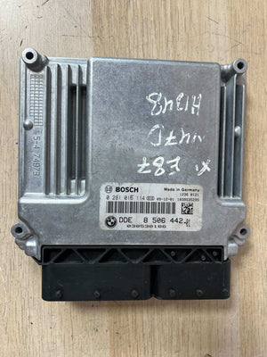 2010-2015 BMW X1 E87 N47D Engine Control Unit 8506442
