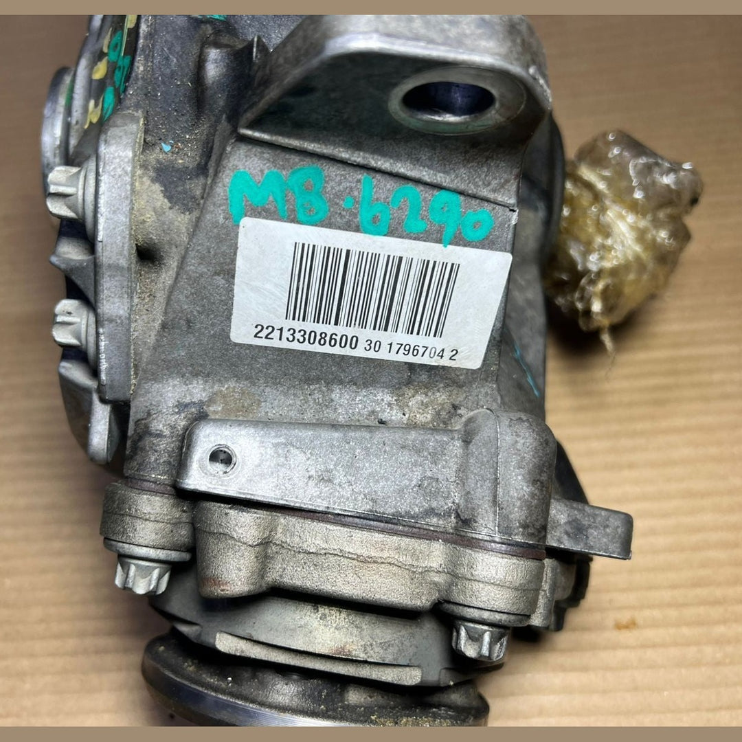 2014-2020 Mercedes-Benz W222 OM642 Front Axle Differential Carrier A221 3308600