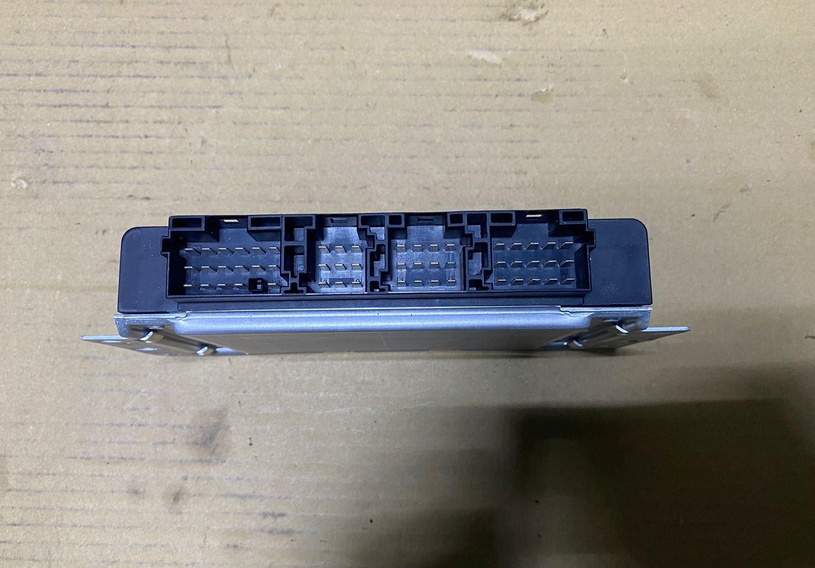 2013-2018 BMW X5 Control Unit Differential Lock 8611736 BMW X5 F15