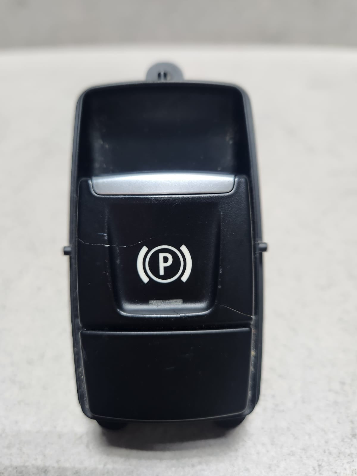 2016 BMW X1 Hand Parking Brake Switch 9390836 X1 F48 F49