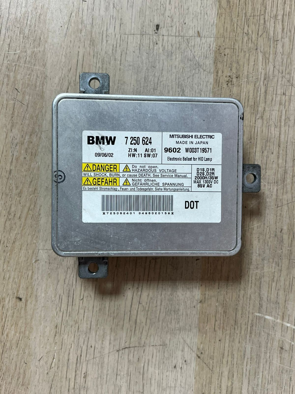 OEM BMW F02 HID Ballast Control Unit Module Left Right 7250624