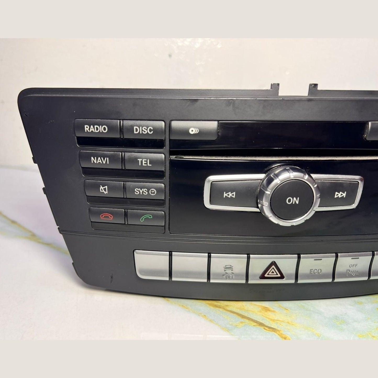 Mercedes-Benz W166 Radio Audio Head Unit CD Player Control Unit A 166 900 64 08 