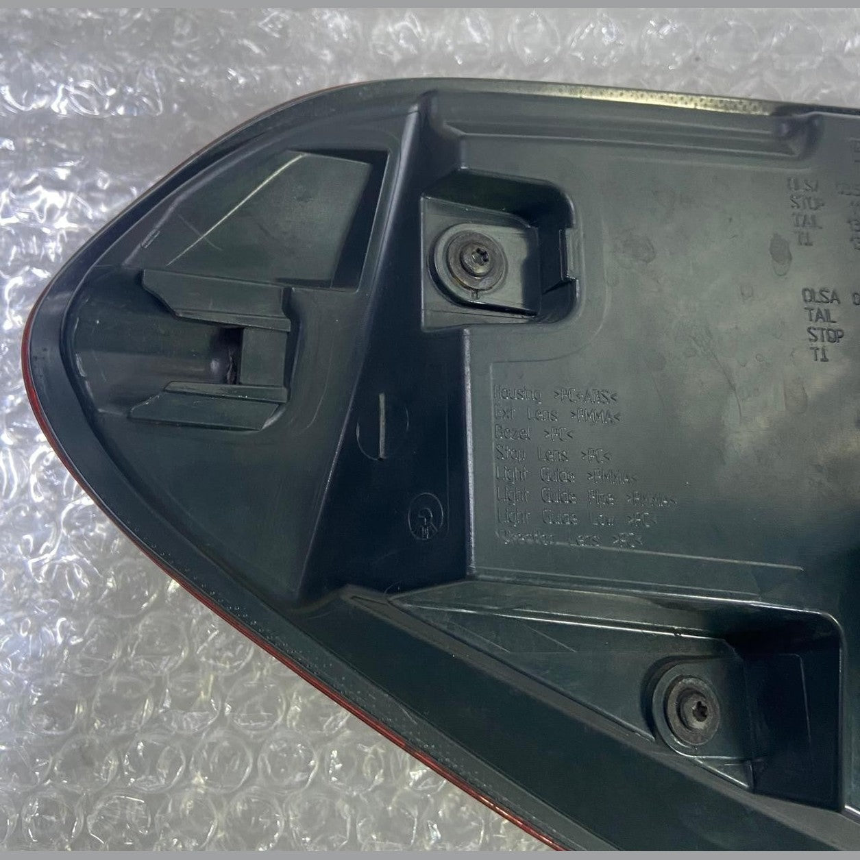 OEM BMW X1 F48 N/S RIGHT SIDE REAR TAIL LIGHT 7350716