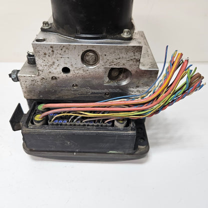 2008-2010 BMW 5 Series E60 535i 520d ABS Pump Control Module 6783360