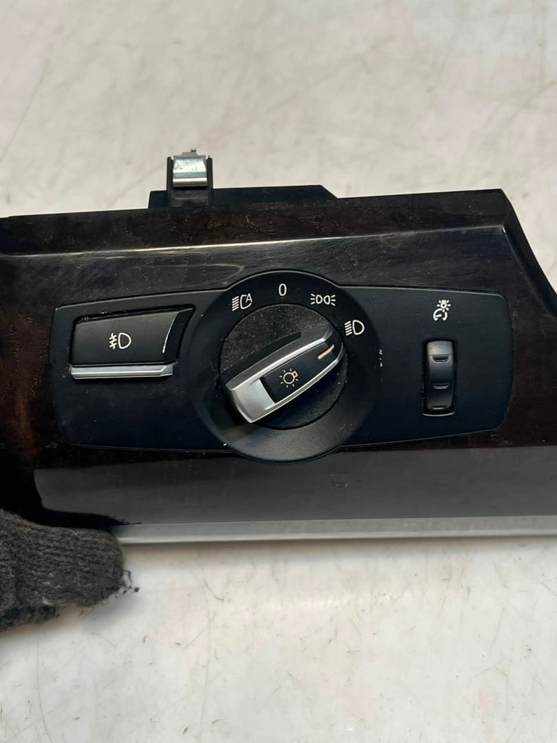 2011 BMW 528i X3 5' F01, F06, F07, F10, F12 Headlight Control Switch 9192745 
