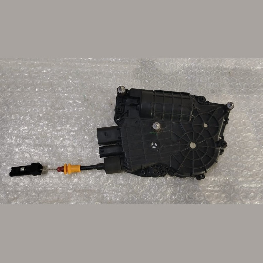 OEM BMW X5 E70  REAR RIGHT DOOR LOCK MECHANISM Automatic Closer 4153 3093 00