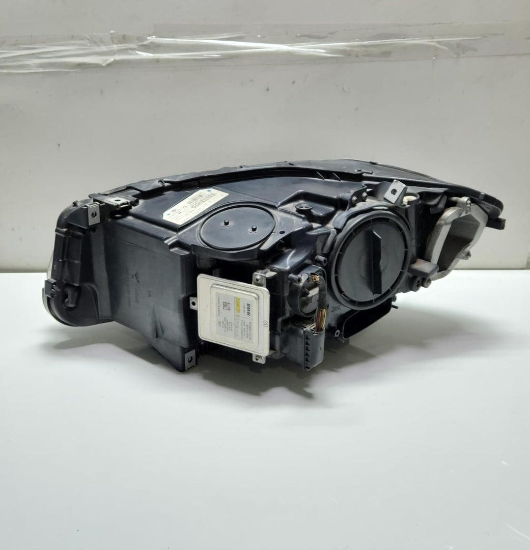 2010-2013 BMW 535i Front Right Headlight 7203248 5 Series F10 and F11 OEM