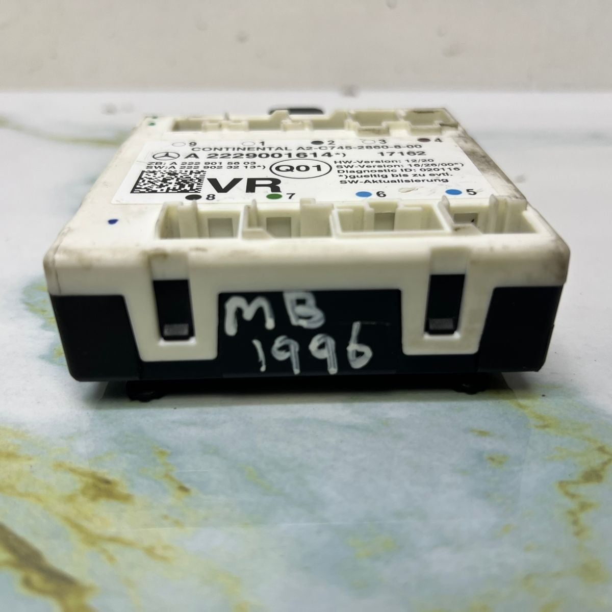 2017-2020 Mercedes-Benz C43 AMG Door Control Module A 2229001614 W205 C-Class C6