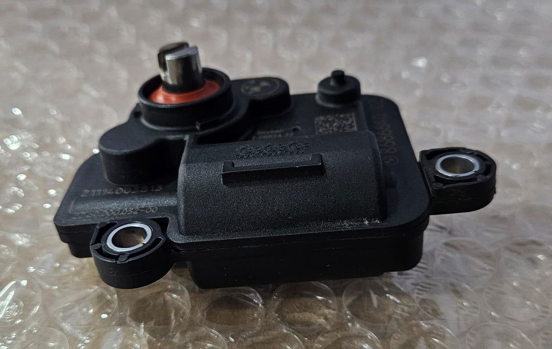 OEM BMW F90 F95 G07 G20 G21 G22 Muffler Exhaust Flap Actuator Motor 8686640