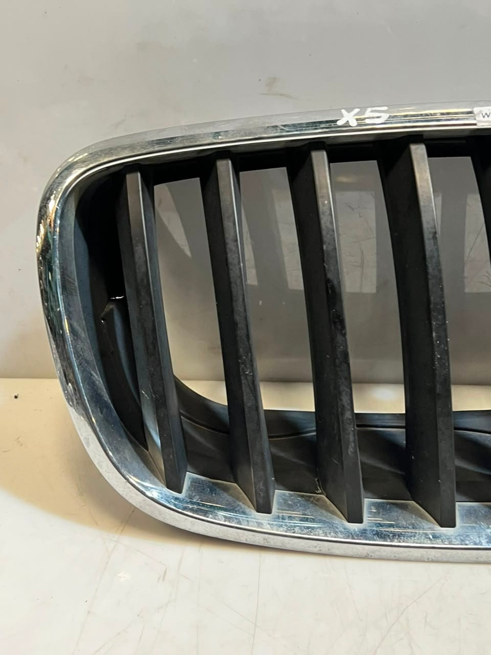 2007-2010 BMW X5 E70 and 5 Series GT F07 Front Kidney Grille 7171396 OEM
