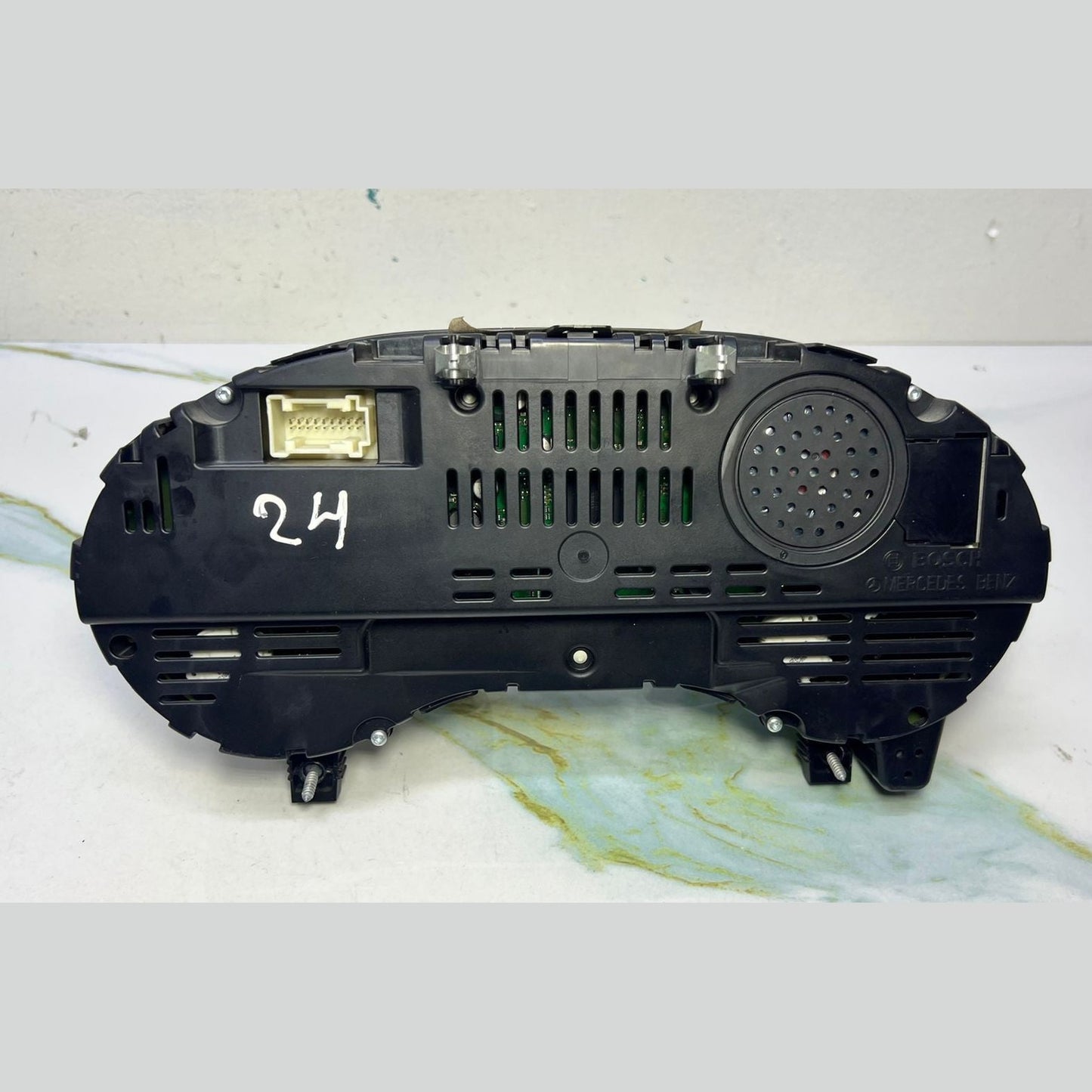 11-18 Mercedes-Benz W172 SLK AMG Instrument Cluster Speedometer A172 9000215 OEM