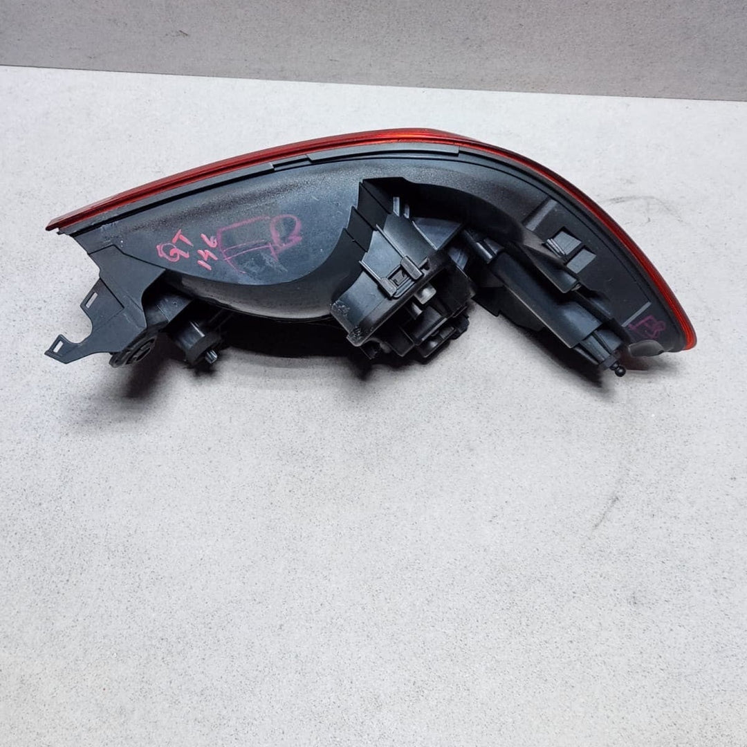 BMW Outer Tail Light 7296098 F32 F33 F36 F82 F83 and M4