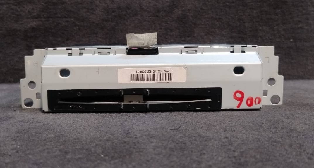 BMW F10 / F11 520D  N47D20C RADIO CD PLAYER AUDIO  TOURING AUTO - 9272006