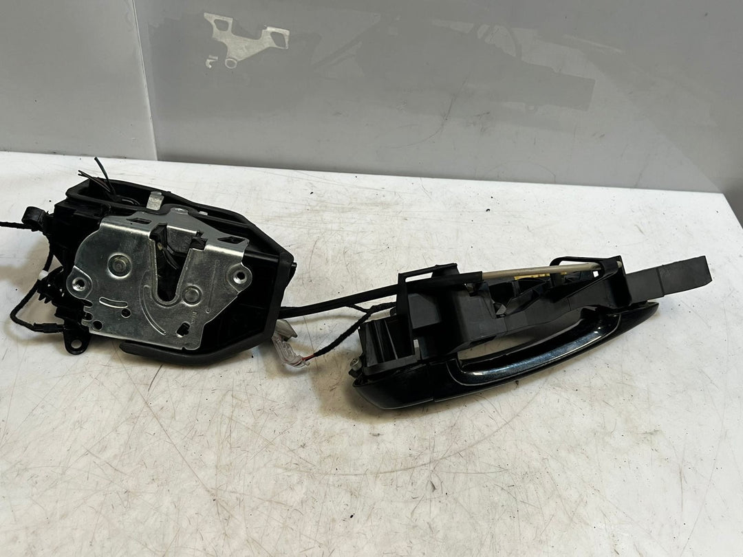 2011-2017 BMW X6 E71 Rear Right SIDE Door Lock Actuator 7318414 OEM