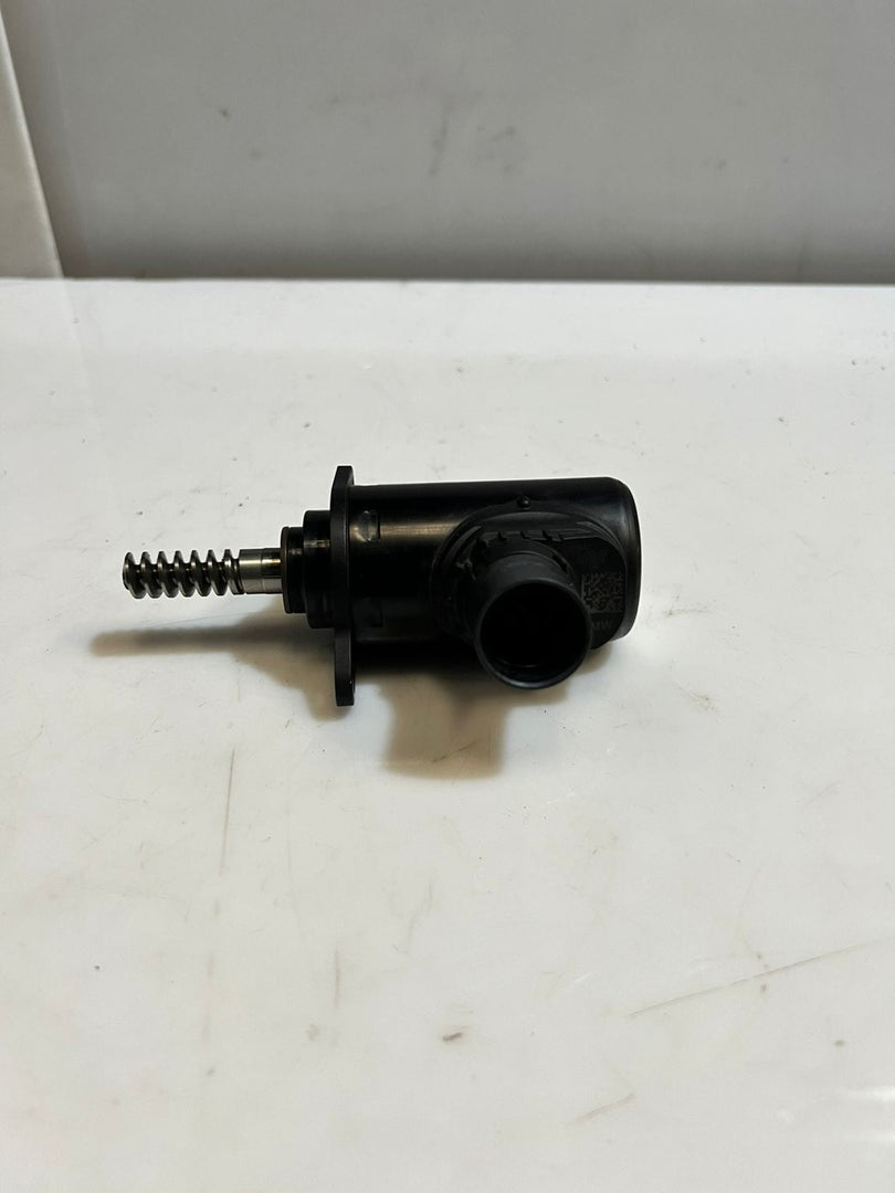 BMW F20 F21 F30 G30 520i 430i B38 Camshaft CYLINDER Actuator Motor 7631574 OEM